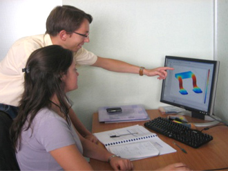 assistance, help, COMSOL, COMSOL Multiphysics,finite element method software, mathematics, differential operator, expertise 